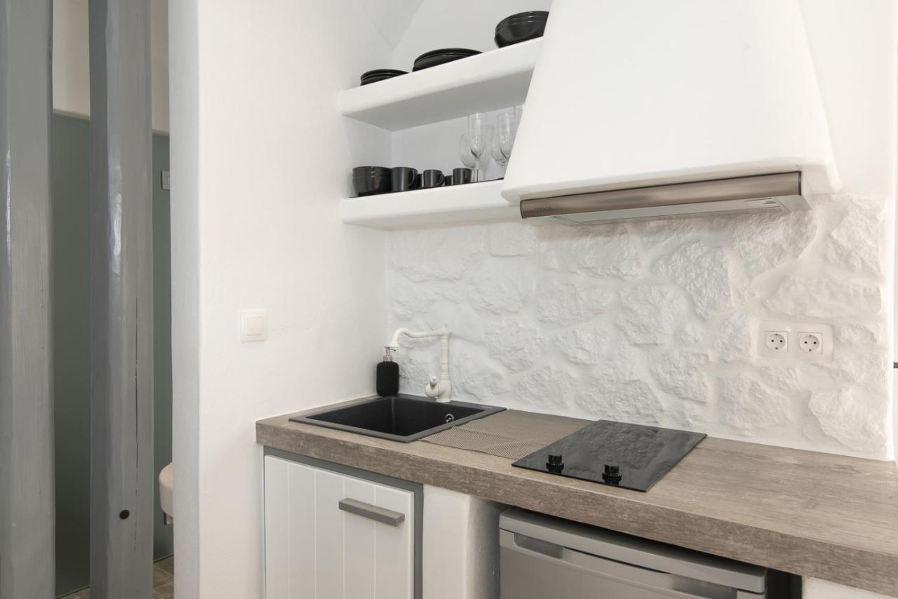 El_Puerto Luxury Port Suites Naxos City エクステリア 写真