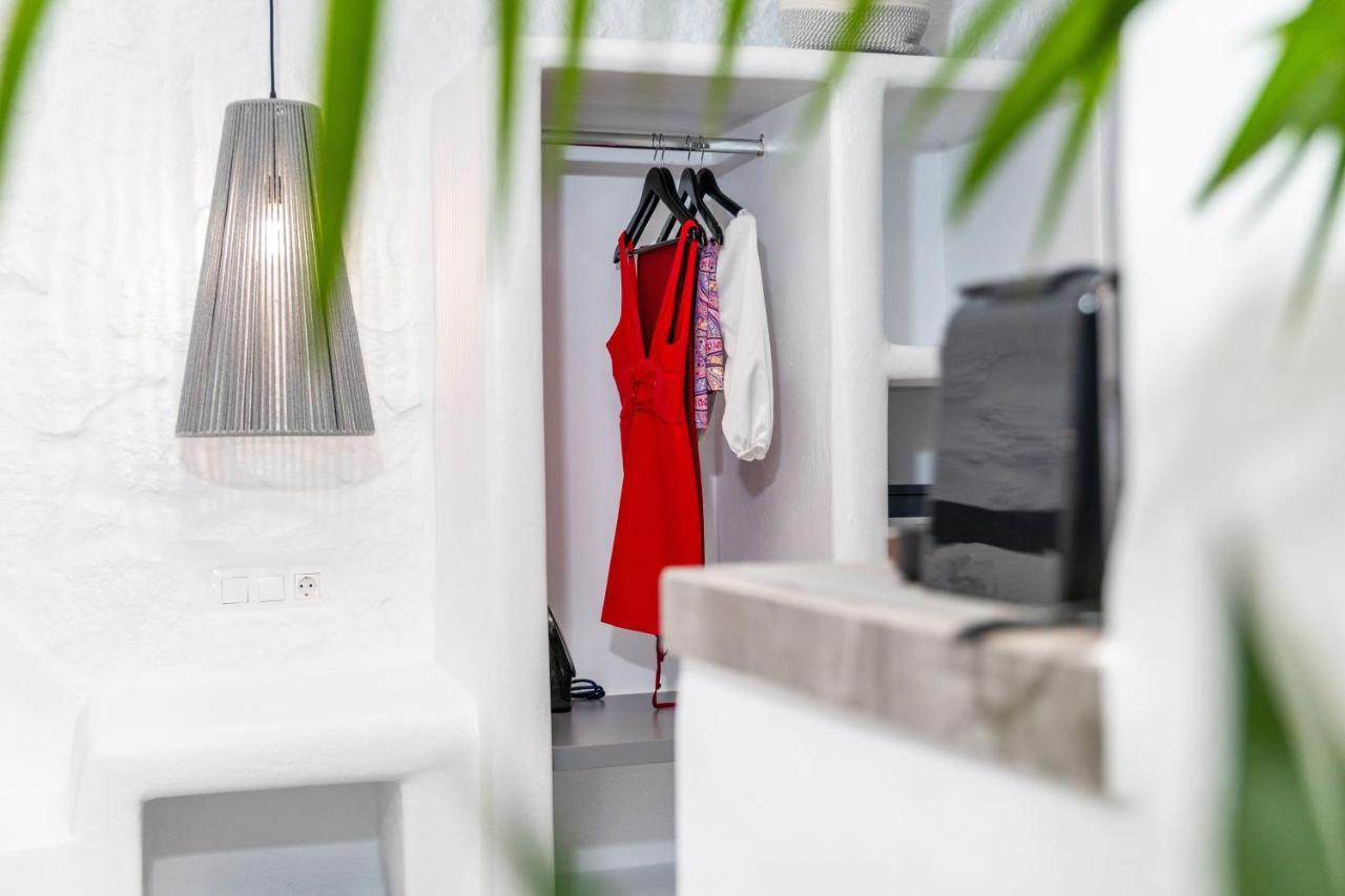 El_Puerto Luxury Port Suites Naxos City エクステリア 写真