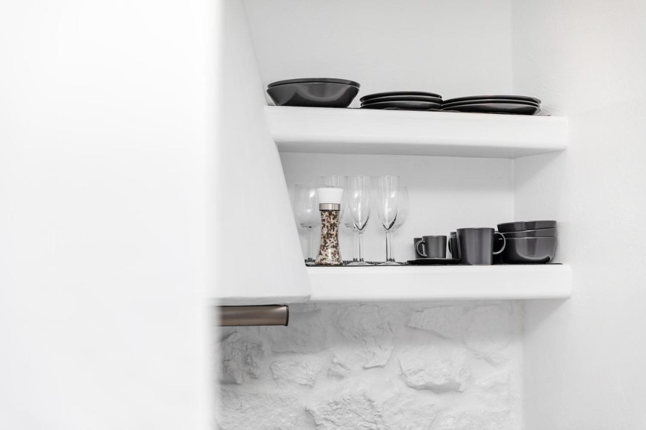 El_Puerto Luxury Port Suites Naxos City エクステリア 写真