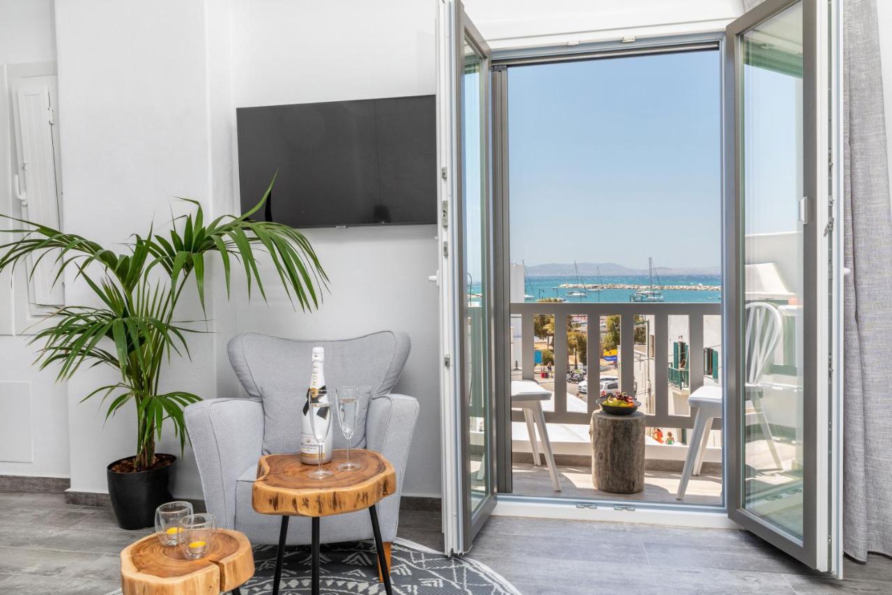 El_Puerto Luxury Port Suites Naxos City エクステリア 写真