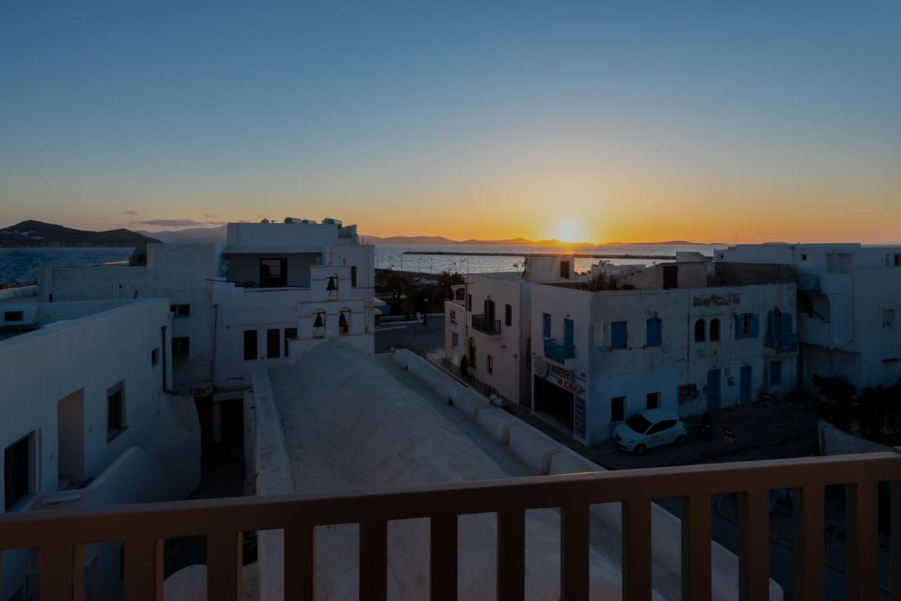 El_Puerto Luxury Port Suites Naxos City エクステリア 写真